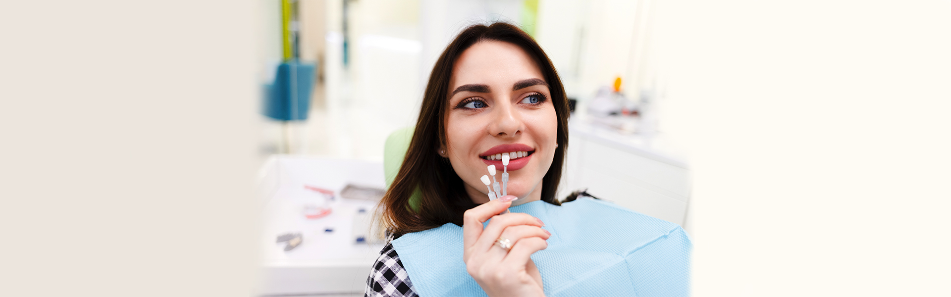 Dental Veneers vs. Crown: the Benefits and Downsides of Both
